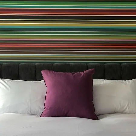 Village South Otel Leeds (West Yorkshire)