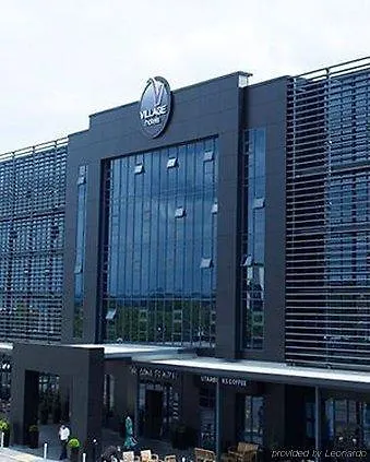 Village Leeds South Hotel