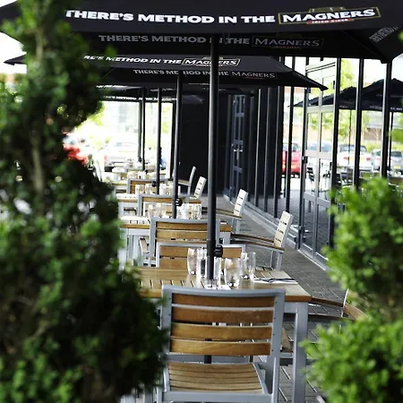 Village South Otel Leeds (West Yorkshire)