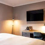Village South Hotel Leeds (West Yorkshire)