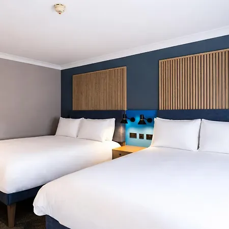 Village South Ξενοδοχείο 4*