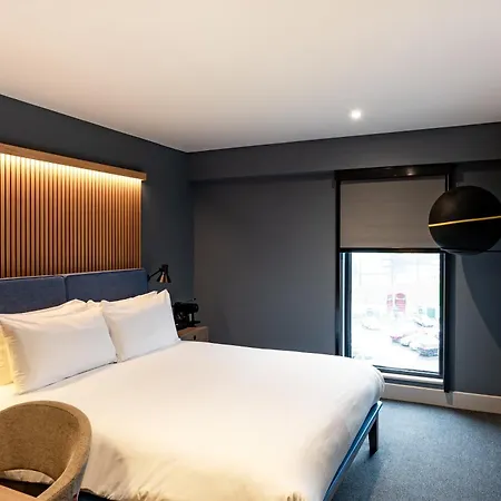 Hotel Village South 4*