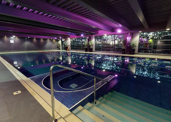 Village South Hotel Leeds (West Yorkshire)