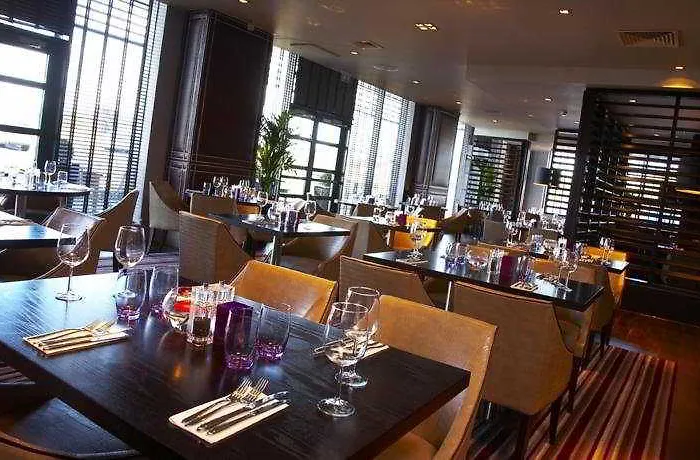 Village South 4* Leeds (West Yorkshire)