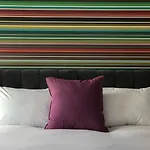 فيليدج ساوث فندق ليدز