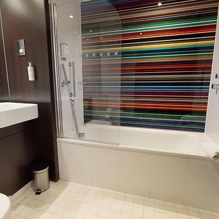 Village South Leeds (West Yorkshire)