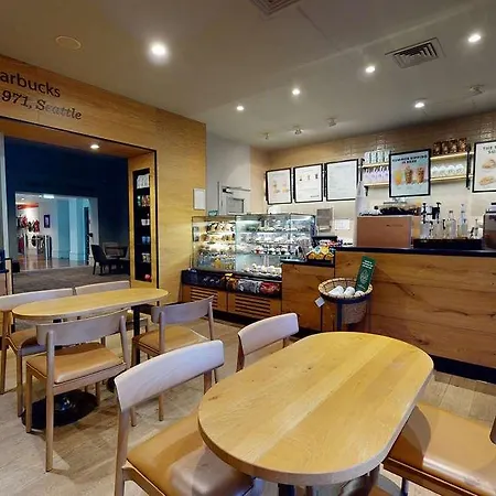 Village South 4* Leeds (West Yorkshire)