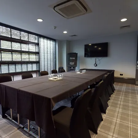 Village South Hotel 4*