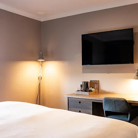 Village South Hotel Leeds (West Yorkshire)