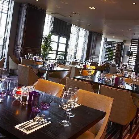 Village South 4* Leeds (West Yorkshire)