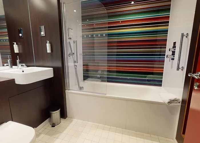 Village South Leeds (West Yorkshire)