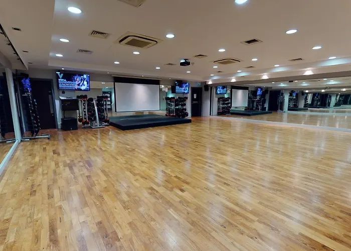 Village South Hotel 4*