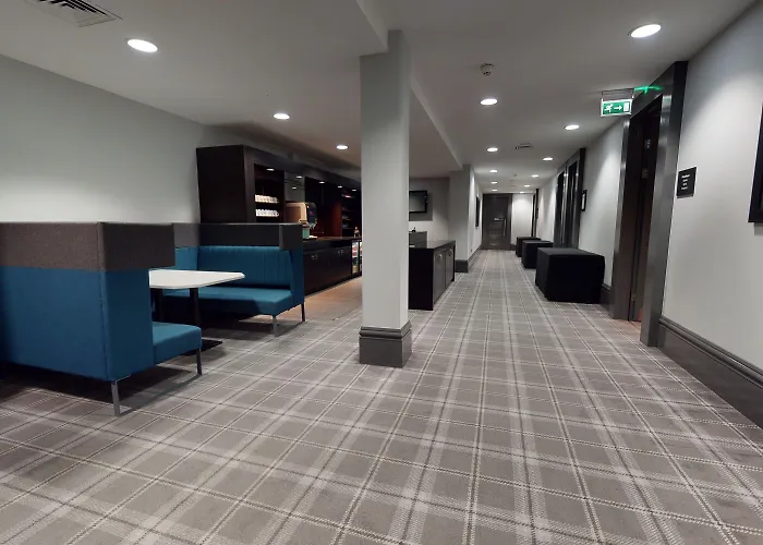 Village South Hotel Leeds (West Yorkshire)