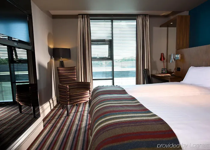 Village South Leeds (West Yorkshire)